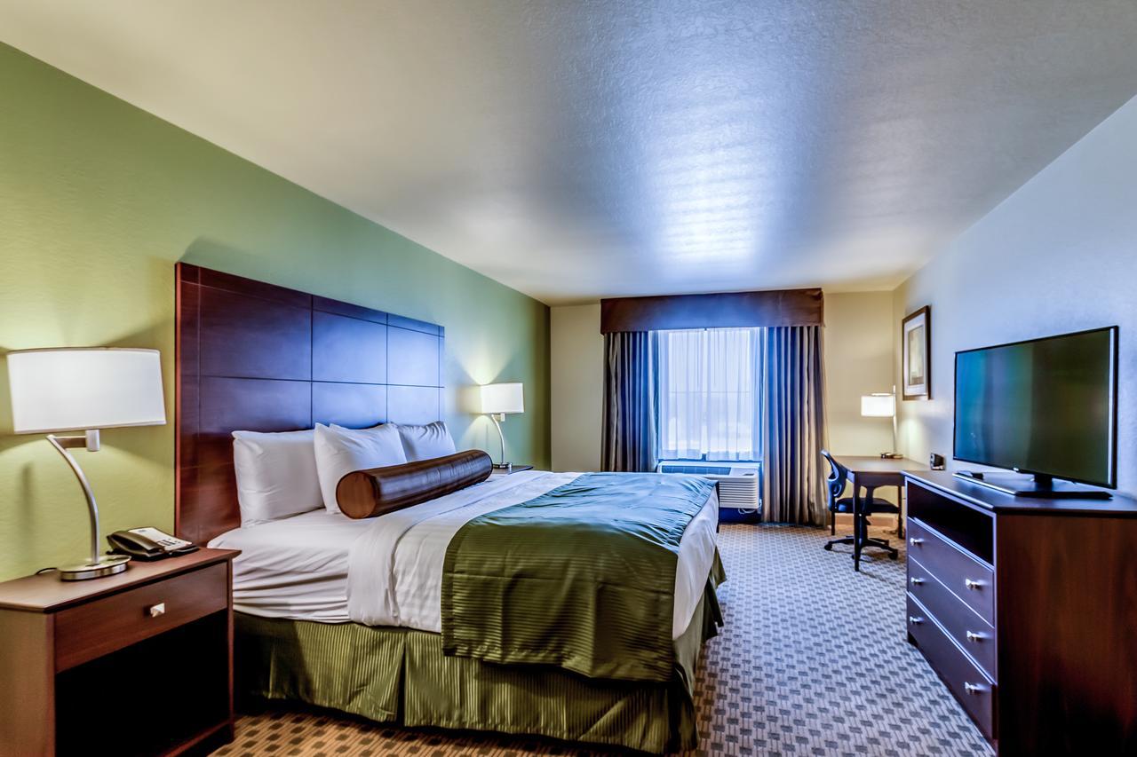 Cobblestone Inn & Suites - Waverly מראה חיצוני תמונה